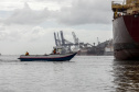 Porto faz simulação de vazamento de óleo na Baía de Paranaguá para testagem de sua capacidade de resposta