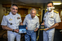 Embarcações da Marinha Brasileira se despedem da Baía de Paranaguá