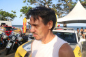 PM leva diversão às praias com exposição de viaturas e pintura de rosto para crianças durante o Carnaval