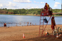 Atuação dos guarda-vidas na Costa Oeste aumenta a prevenção e diminui afogamentos durante a temporada de verão