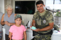 No Litoral, policiais militares realizam sonho de fã mirim em festa de aniversário