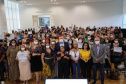 Secretaria de Justiça, Família e Trabalho entrega a primeira carteira do artesanato brasileiro e comemora Dia do Artesanato