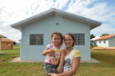 Mulheres são as mais beneficiadas por projetos habitacionais no Paraná