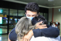 Repatriado da Ucrânia - Murilo Koefendee Maia, jogador de futebol,  com a mãe Angélica Maia e o pai  Juarez Maia - Curitiba, 11/03/2022