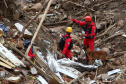 Bombeiros do Paraná concluem participação nas buscas por vítimas em Petrópolis, no Rio