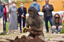 performance de artista indígena contemporânea surpreende no Centro Histórico