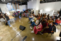 Museu Paranaense: performance de artista indígena contemporânea surpreende no Centro Histórico -  Curitiba, 20/03/2022