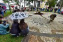 performance de artista indígena contemporânea surpreende no Centro Histórico