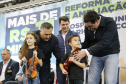 O governador Carlos Massa Ratinho Junior e o  Secretário da Saúde, Beto Preto, assinam nesta quinta-feira (31), liberação de recurso para o Hospital de Rio Branco do Sul. 