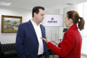Governador do Paraná, Carlos Massa Ratinho Junior anunciou nesta quarta-feira (25), no Palácio Iguaçu, que o terminal central do município de São José dos Pinhais será incorporado à rede, permitindo um deslocamento mais ágil e econômico ao usuário. A iniciativa vai beneficiar cerca de 2,5 mil pessoas que se deslocam diariamente pelas linhas urbanas e metropolitanas e que, agora, precisarão pagar apenas uma tarifa. Participaram do anúncio o secretário-chefe da Casa Civil, prefeita da cidade, Nina Singer, Joã