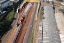 Dois novos viadutos e nove quilômetros de nova pavimentação deverão ser entregues até o final do ano, encerrando os congestionamentos e acidentes na entrada do município - 