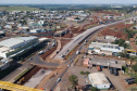 Dois novos viadutos e nove quilômetros de nova pavimentação deverão ser entregues até o final do ano, encerrando os congestionamentos e acidentes na entrada do município - 