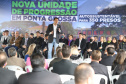 Governador entrega colégio e anuncia pavimentação da Estrada de Alagados, em Ponta Grossa