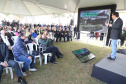 Governador entrega colégio e anuncia pavimentação da Estrada de Alagados, em Ponta Grossa