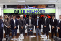 O governador Carlos Massa Ratinho Junior anunciou nesta terça-feira (28) a criação do 30º Batalhão da Polícia Militar (30º BPM), com sede em Londrina, no Norte do Estado. Ele também assinou a ordem de serviço para a conclusão das obras do Centro Estadual de Educação Profissional (CEEP) de Londrina entregou o certificado que garante a descentralização da gestão ambiental, que pode ser feita de forma autônoma pelo município.