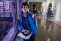 Artista Manoela Cavalinho ocupa Espaço Vitrine do Museu Paranaense