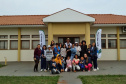 Polo de Pesquisa e Inovação do IDR-Paraná, em Paranavaí, recebe visitas de estudantes -