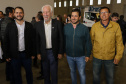 Governo entrega 19 caminhões para garantir mais eficiência a agricultura familiar e atender escolas municipais