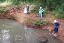   Voluntários limpam e preservam Rio Cascavel