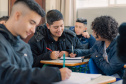 Educação Pública do Paraná chegou ao topo e cortou distância para escolas particulares
