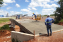 bloqueios na obra da passarela do Santuário São Miguel Arcanjo, em Bandeirantes.