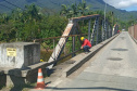 Reforma de ponte metálica em Morretes atinge quase 50% de execução