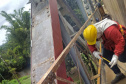 Reforma de ponte metálica em Morretes atinge quase 50% de execução