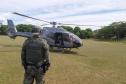 Aeronave foi cedida pela Casa Militar ao Batalhão de Polícia Ambiental – Força Verde. Ela será utilizada para ações de orientação da população, prevenção e combate a ações danosas ao meio ambiente até o dia 2 de janeiro. (Foto: SESP)