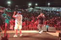 PONTAL DO PARANÁ – Show com os londrinenses da dupla Jeann & Julio. -