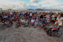 Banda da Policia Militar se apresenta em Guaratuba. - Foto:Ari Dias/AEN