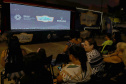 Cinema na Praça estreia em Matinhos e atrai moradores e veranistas