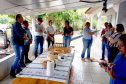 café