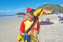 Corpo de Bombeiros foca na prevenção para reduzir ocorrências na Ilha do Mel durante o Verão Maior Paraná