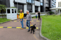 Governo recebe Rock e Roberto Leite, dupla de cego e cão-guia que vai trabalhar em órgão estadual