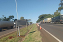 Obras avançam e BR-277 começa a receber novos postes de iluminação em Foz 