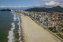 Além da reestruturação da Orla de Matinhos:serviço de esgotamento para a Ilha do Mel, a nova ponte da Ilha de Valadares, construção trapiches, Plano de Manejo da APA de Guaratuba e perto de R$ 300 milhões em licenciamentos: Litoral do Paraná segue como prioridade da gestão Ratinho Junior.