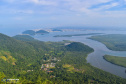 Além da reestruturação da Orla de Matinhos:serviço de esgotamento para a Ilha do Mel, a nova ponte da Ilha de Valadares, construção trapiches, Plano de Manejo da APA de Guaratuba e perto de R$ 300 milhões em licenciamentos: Litoral do Paraná segue como prioridade da gestão Ratinho Junior