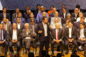 Curitiba, 04 de março de 2023 - O governador Carlos Massa Ratinho Junior, ao lado dos deputados estaduais, anunciou investimento R$ 500 milhões para a pavimentação asfáltica em cidades com até até 7 mil habitantes.
