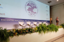O primeiro dia do Encontro Nacional de Uso Público, Turismo e Meio Ambiente contou com três painéis temáticos para discutir o perfil do visitante em ambientes naturais, a integração das populações tradicionais no manejo das Unidades de Conservação e a importância da qualificação e da segurança do visitante nos parques.
