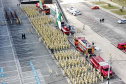Nesta quinta-feira (25), mais 419 novos profissionais passaram a integrar o Corpo de Bombeiros Militar do Paraná. A formatura aconteceu no Palácio Iguaçu, com a presença do governador Carlos Massa Ratinho Junior, que destacou o fato desta ser a maior contratação nos últimos 10 anos, além de ser a primeira que ocorre após a autonomia da corporação, aprovada em dezembro de 2022.