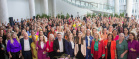 Prefeitas, vice-prefeitas, vereadoras, secretárias municipais e primeiras-damas de todo o Paraná se reuniram nesta terça-feira (5), no Palácio Iguaçu, para o encontro “Mulheres em movimento – rompendo barreiras e transformando a política”, que busca incentivar a participação de mulheres na política e em cargos de decisão. 