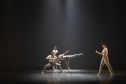 Ponta Grossa e Guarapuava recebem Balé Teatro Guaíra com "V.I.C.A." e "Piá"