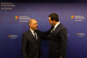 O governador Carlos Massa Ratinho Junior se encontrou nesta terça-feira (16) com o ministro da Saúde de Portugal, Manuel Pizarro. O governador conheceu as plataformas tecnológicas desenvolvidas pelo governo português para otimizar o atendimento em saúde, principalmente na rede hospitalar e de medicação - Lisboa, 16/05/2023