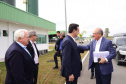 Lapa, 30 de junho de 2023 - O governador Carlos Massa Ratinho Jr., o vice-presidente Geraldo Alckimin e o presidemte do Grupo Potencial, Arnoldo Hammerschimidt lançam a pedra fundamental da esmagadora de soja para produção de biodiesel.