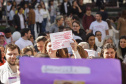 Curitiba, 22 de julho de 2023 - Dentro da programação da Campanha Paraná Unido no Combate ao Feminicídio, promovido pelo Governo do Estado, aconteceu caminhada pela Rua XV de Novembro, centro de Curitiba, com a participação da modelo Luiza Brunet.
