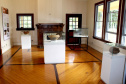 Casa Gomm abre exposição sobre canoa ancestral encontrada em sítio arqueológico