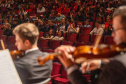 Alunos de escolas públicas assistem concerto cívico da orquestra sinfônica do Paraná