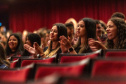 Alunos de escolas públicas assistem concerto cívico da orquestra sinfônica do Paraná