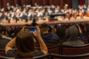 Alunos de escolas públicas assistem concerto cívico da orquestra sinfônica do Paraná