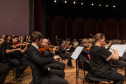 Alunos de escolas públicas assistem concerto cívico da orquestra sinfônica do Paraná